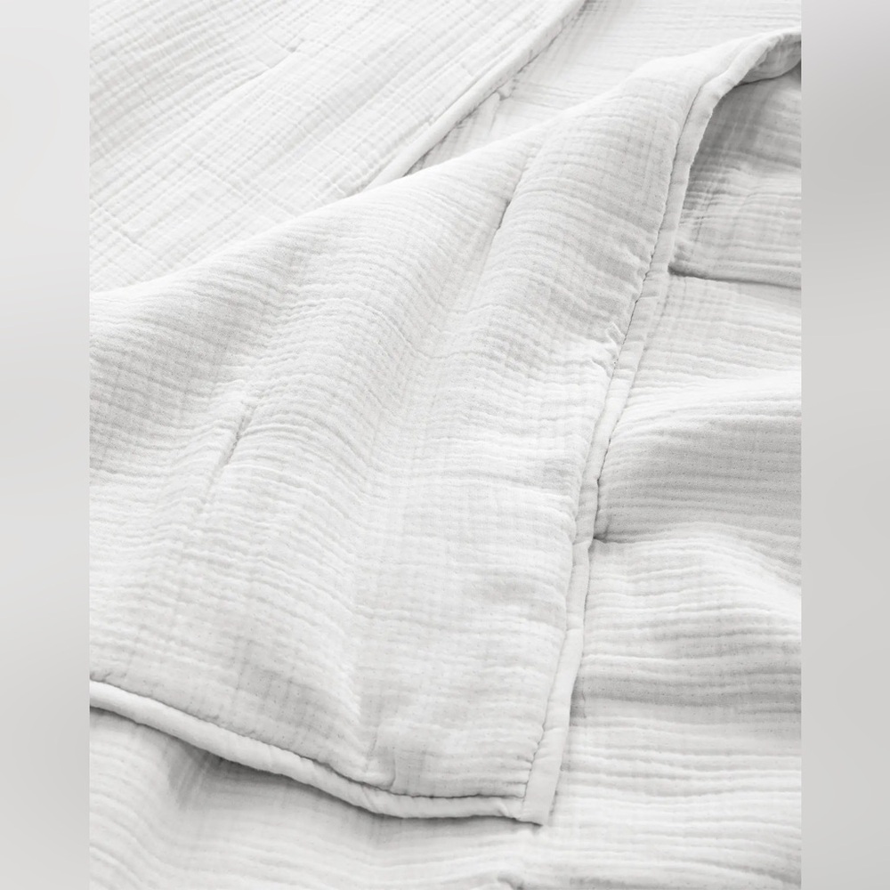 Quince Organic Airy Gauze Dream Quilt - Picture 4 of 6